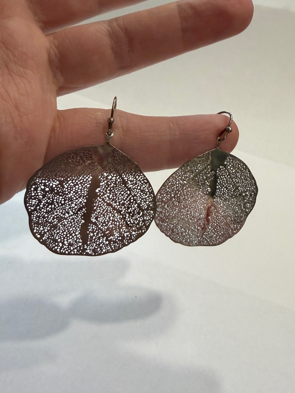 Delicate Silver-Tone Filigree Leaf Drop Earrings